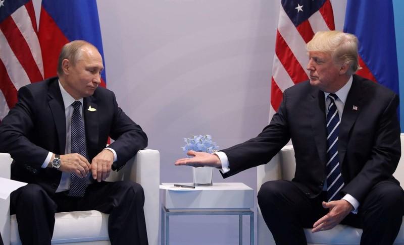 Взрывная реакция соцсетей на первую встречу Путина и Трампа