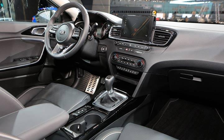 Kia cee’d SW 2019 года